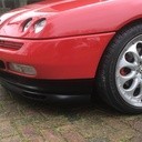 Een probeersel van een licht doorgeslagen spiderman. Onderdelen van een espace op een spider... losgeslagen uit onrijdbaar weerfrustratie... een spoilerlip die ook kan functioneren als sneeuwschuif. Sjonnie in de bocht ⯑⯑⯑